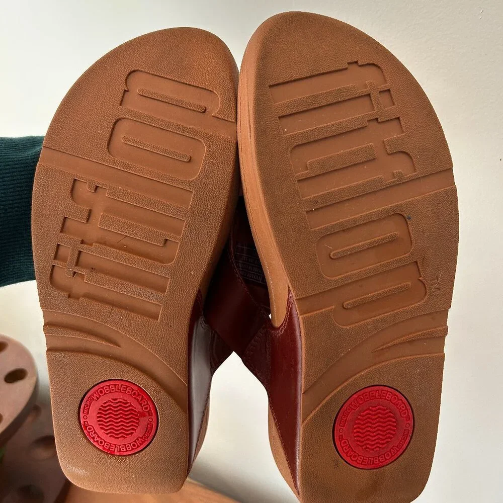 FitFlop Women’s Lulu Leather Toe Post In Cognac Size 6 Summer Sandal Retail $95 - Picture 6 of 6
